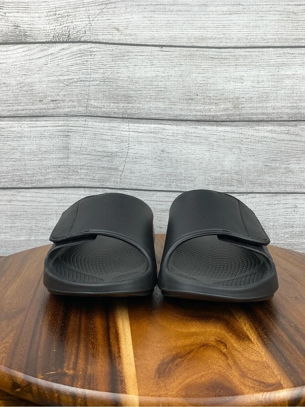 OOFOS OOahh Sport Flex Recovery Black Slide Sandals Adjustable Strap Mens Size 9